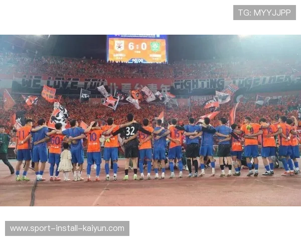 中超第28轮山海之战上海海港客战山东泰山悬念迭起两队争冠之路再掀高潮